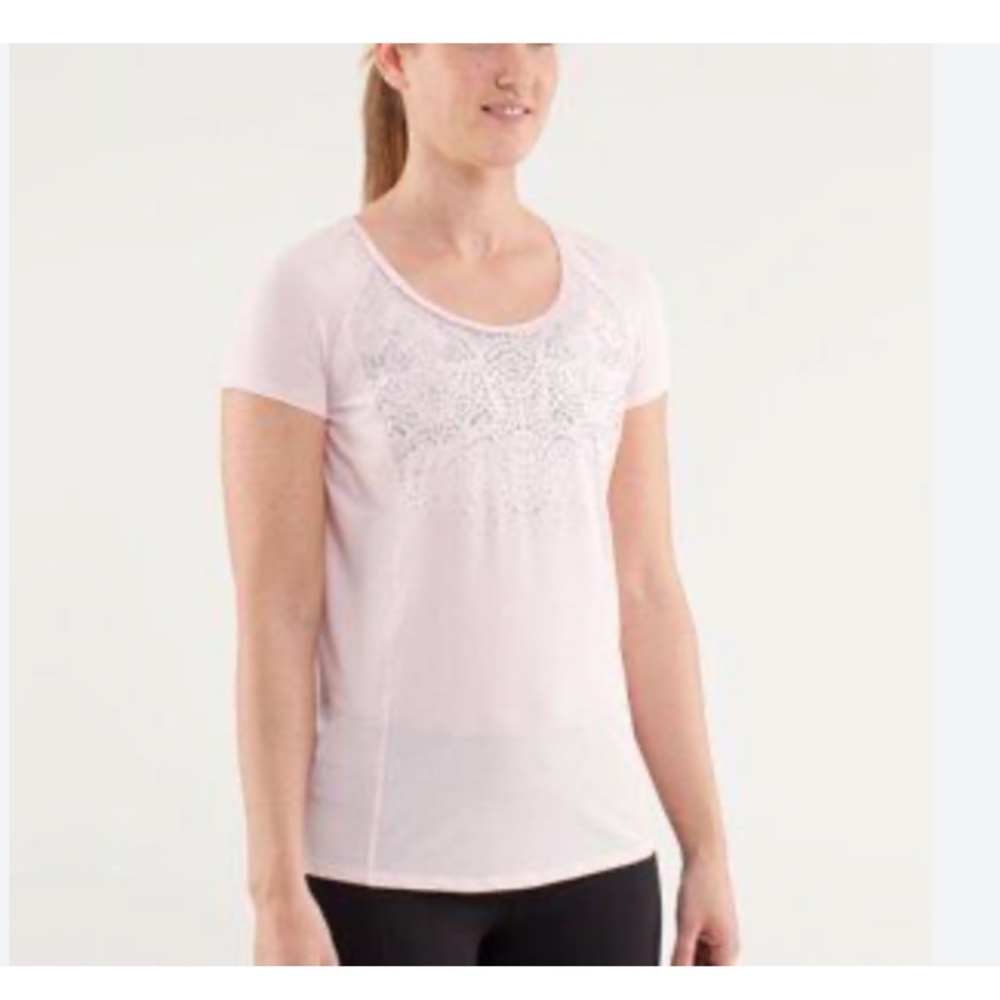 LULULEMON Swiftly Tech Short Sleeve Top Blush Quartz Pink Ruffle Neckline Size 4